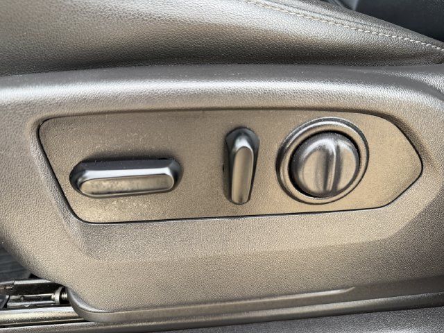 Used 2021 Chevrolet Silverado 1500 LT Trail Boss w/ Convenience Package II AWD/4WD image 25
