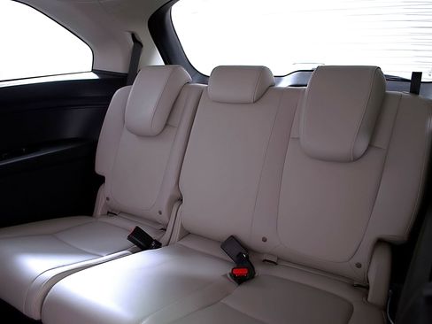 Used 2025 Honda Odyssey EX-L image 18