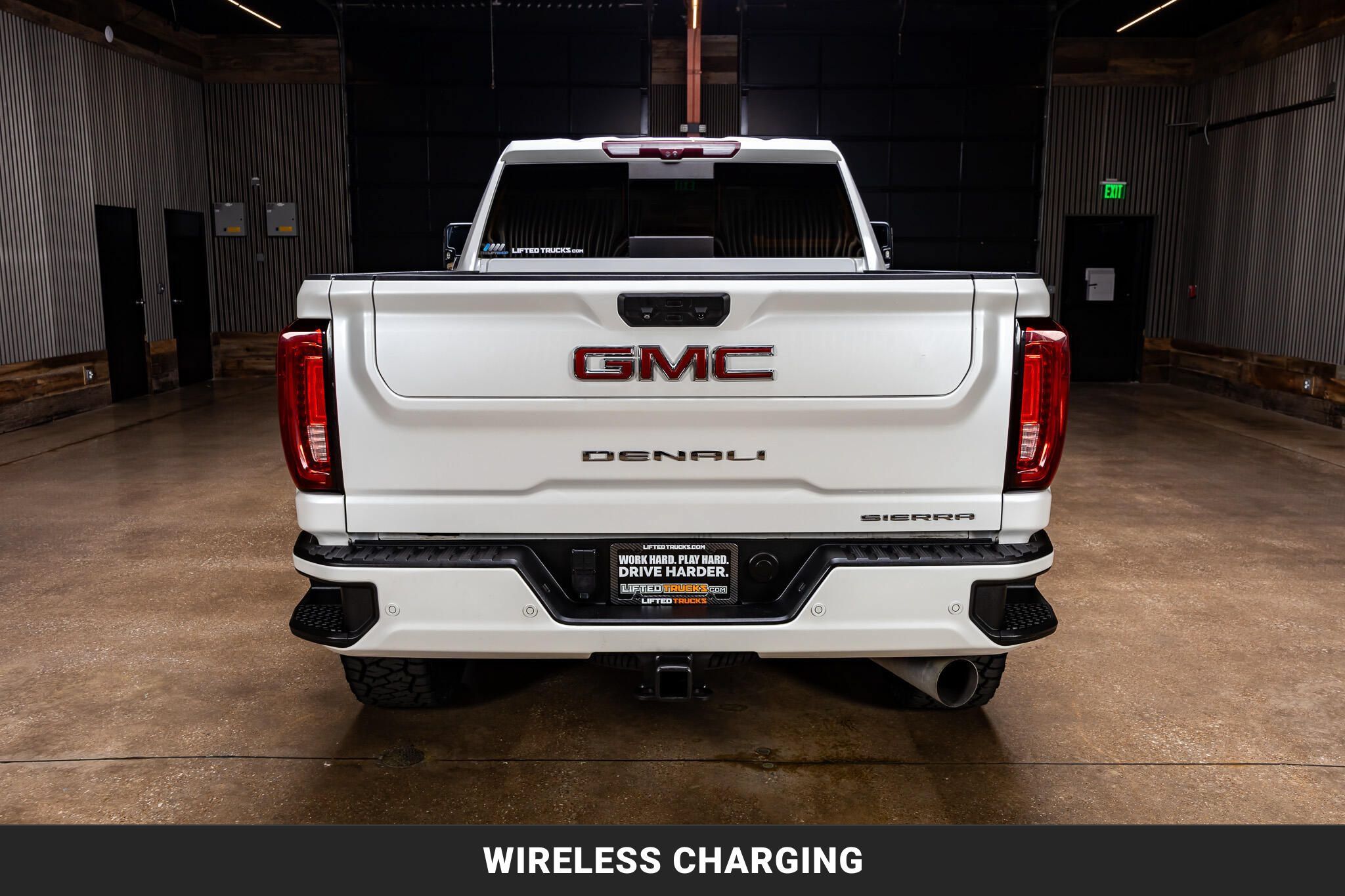 Used 2023 GMC Sierra 2500 Denali w/ Denali Ultimate Package AWD/4WD image 8