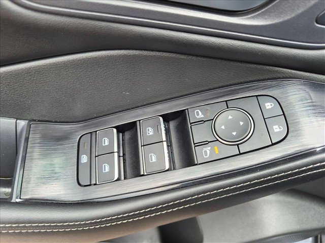 Used 2023 Nissan Rogue SL w/ SL Premium Package FWD image 12