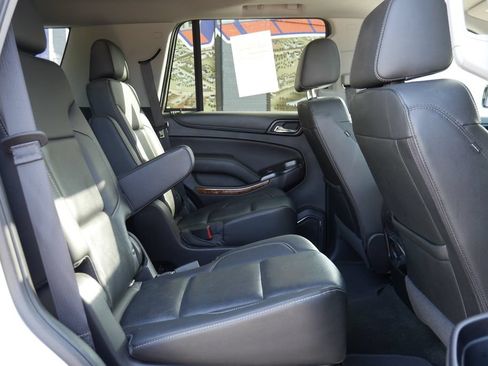 Used 2018 Chevrolet Tahoe Premier AWD/4WD image 12