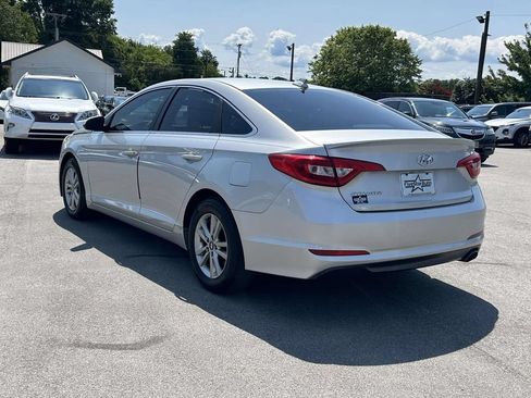 Used 2017 Hyundai Sonata SE FWD image 7