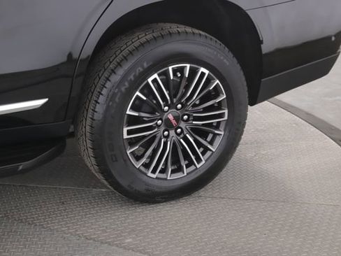 Used 2026 GMC Yukon Elevation w/ LPO, Floor Liner Package AWD/4WD image 14
