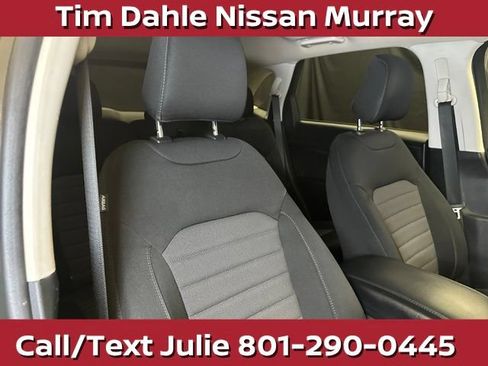 Used 2022 Ford Edge SE w/ Cargo Accessory Package AWD/4WD image 16