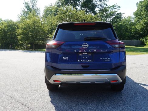 Used 2022 Nissan Rogue Platinum w/ Head-Up Display Package AWD/4WD image 6