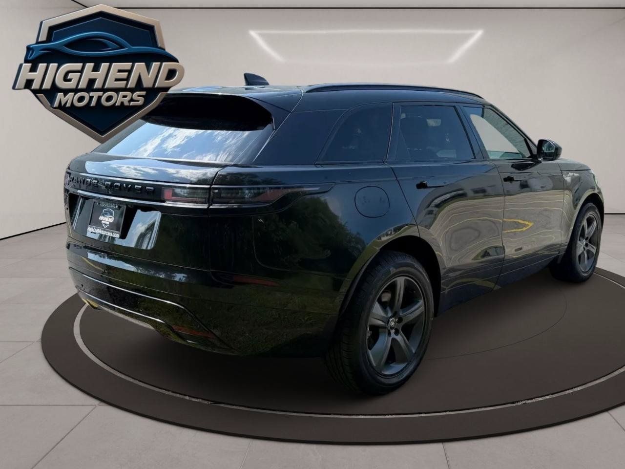 Used 2025 Land Rover Range Rover Velar Dynamic SE AWD/4WD image 6