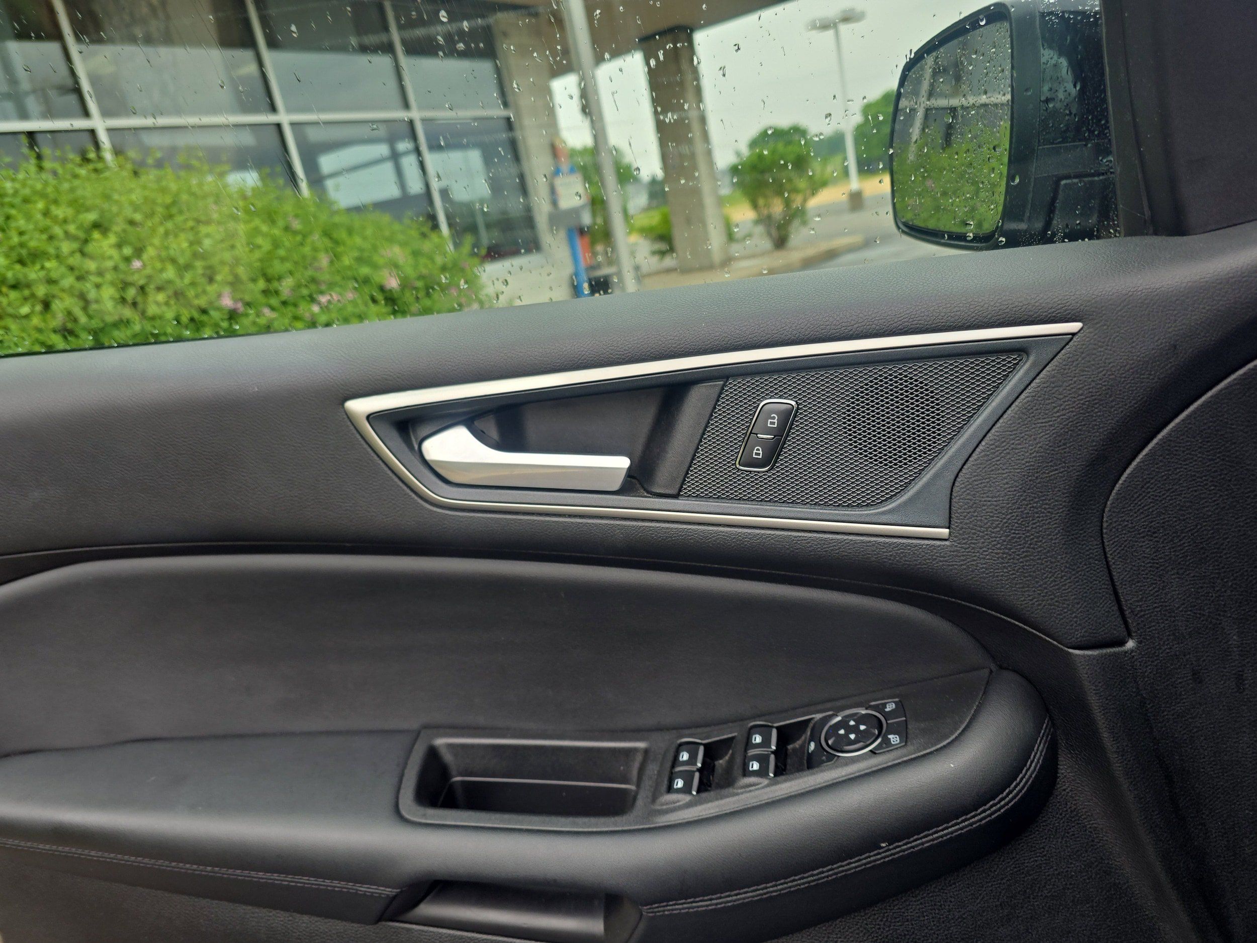 Used 2024 Ford Edge SEL w/ Convenience Package AWD/4WD image 15