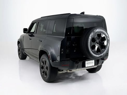 Used 2026 Land Rover Defender 110 X-Dynamic SE AWD/4WD image 3