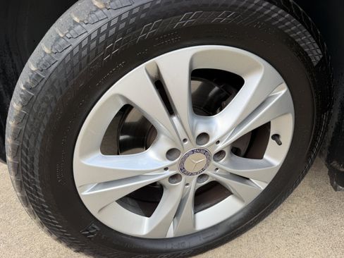 Used 2016 Mercedes-Benz Metris Passenger image 39