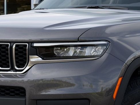 New 2026 Jeep Grand Cherokee L Laredo AWD/4WD image 10