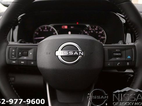 New 2026 Nissan Pathfinder SV image 19