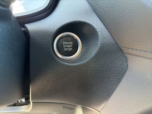 Used 2023 Toyota Corolla Cross LE image 16