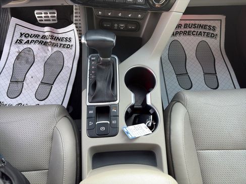 Used 2019 Kia Sportage SX image 16