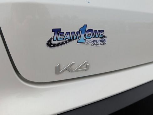 Used 2025 Kia K4 EX image 10