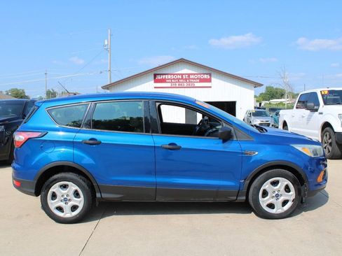 Used 2017 Ford Escape S FWD image 1