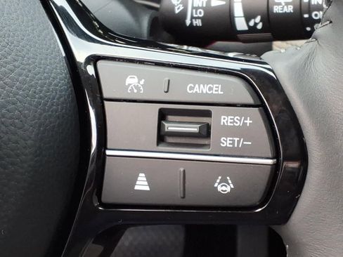 Used 2024 Honda HR-V EX-L image 18