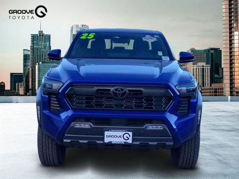 Used 2025 Toyota Tacoma TRD Off-Road w/ TRD Off Road Upgrade Package image 9