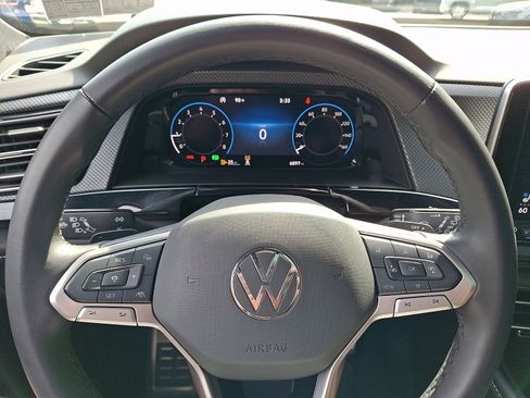 Used 2025 Volkswagen Atlas Cross Sport SEL Premium R-Line image 22