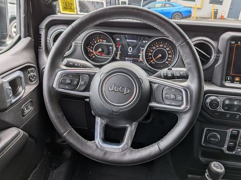 Used 2022 Jeep Wrangler Unlimited Sahara w/ Cold Weather Group AWD/4WD image 14