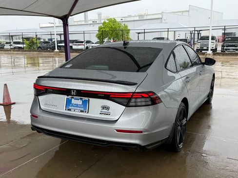 Used 2025 Honda Accord Sport image 5