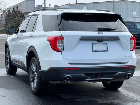 Used 2023 Ford Explorer XLT w/ Equipment Group 202A image 13