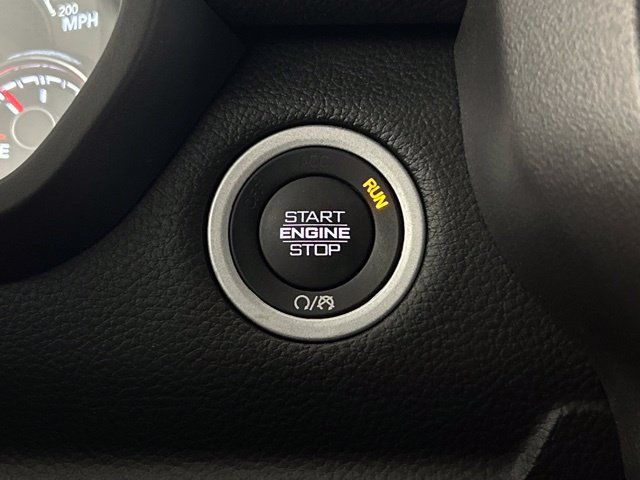 Used 2023 RAM 1500 Laramie AWD/4WD image 28