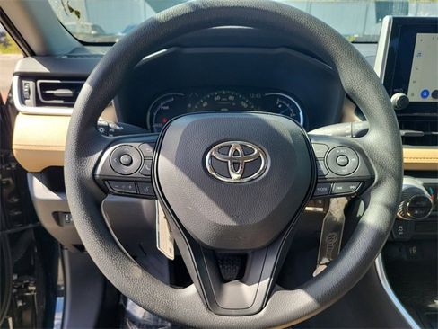 Used 2025 Toyota RAV4 LE image 15