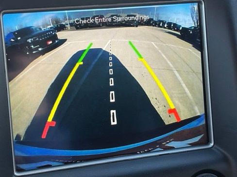 Used 2018 Jeep Grand Cherokee Altitude image 19