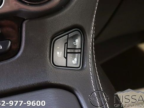 Used 2020 Chevrolet Suburban Premier w/ Premier Plus Edition image 30