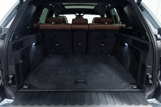 Certified 2026 BMW X5 M60i AWD/4WD image 9