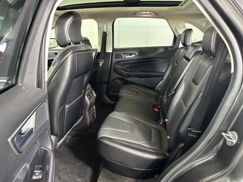 Used 2018 Ford Edge Titanium w/ Equipment Group 301A image 25