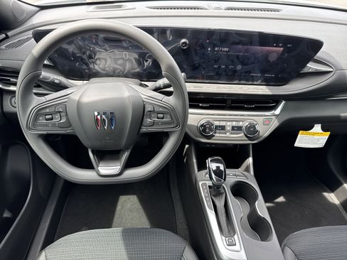 New 2026 Buick Envista Preferred FWD image 21