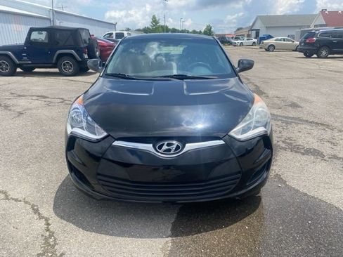 Used 2015 Hyundai Veloster image 9