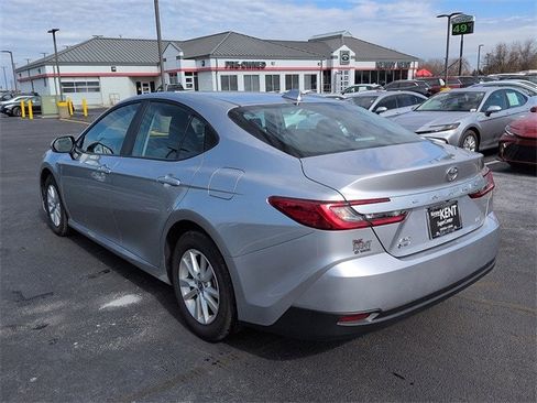 Certified 2025 Toyota Camry LE image 5