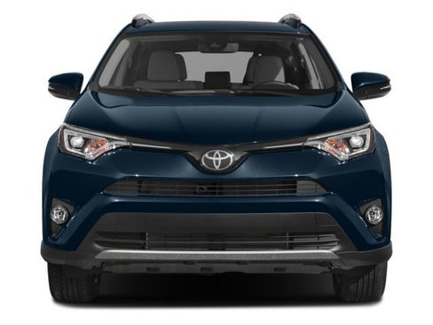 Used 2018 Toyota RAV4 SE w/ Power Extra Value Package image 4