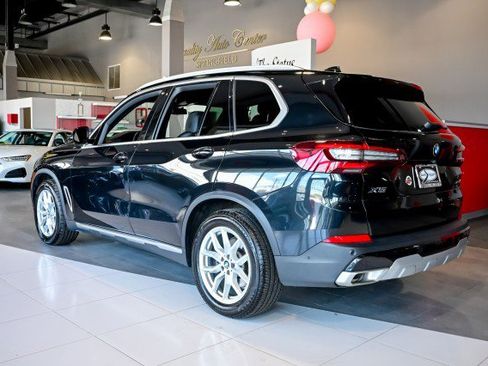 Used 2023 BMW X5 xDrive40i w/ Climate Comfort Package image 7