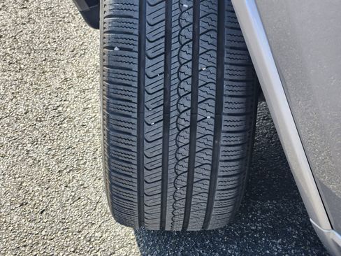 Used 2015 Jeep Grand Cherokee Altitude image 10