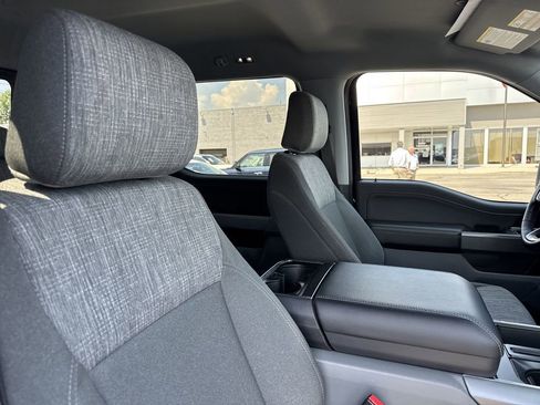 Certified 2022 Ford F150 XLT w/ Equipment Group 302A High image 17