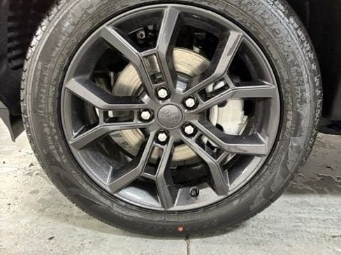 New 2025 Jeep Grand Cherokee Limited image 11