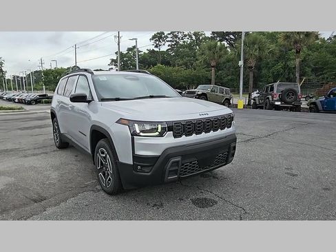 New 2026 Jeep Cherokee Laredo AWD/4WD image 37