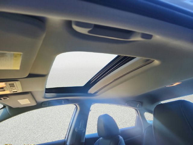 Used 2019 Honda Insight Touring image 13