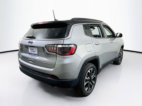 Used 2022 Jeep Compass Limited AWD/4WD image 5