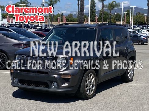 Used 2019 Jeep Renegade Latitude w/ Popular Equipment Group image 1