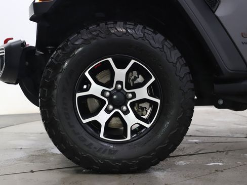 Used 2021 Jeep Wrangler Unlimited Rubicon w/ Safety Group AWD/4WD image 29