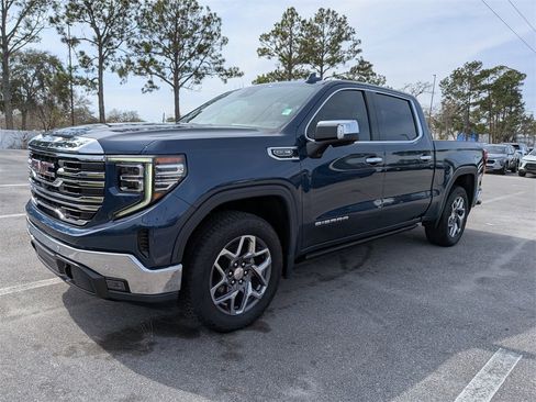 Used 2022 GMC Sierra 1500 SLT w/ SLT Premium Plus Package image 7