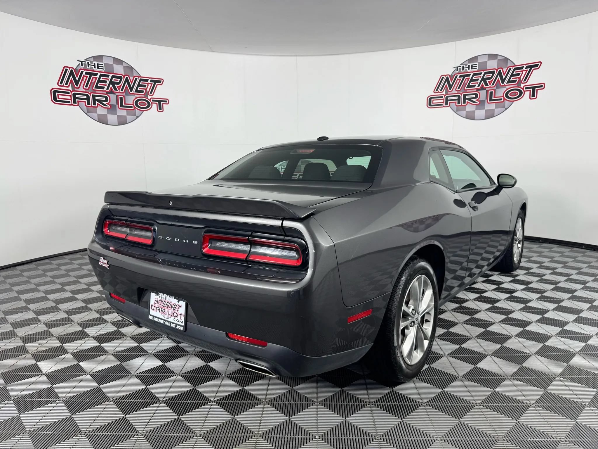 Used 2021 Dodge Challenger SXT AWD/4WD image 7