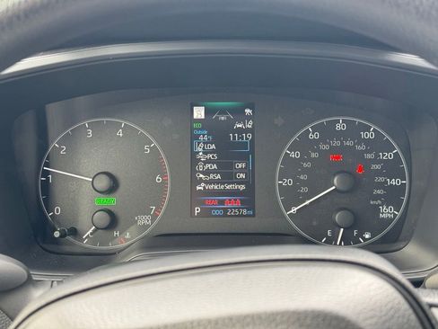 Certified 2024 Toyota Corolla LE image 32