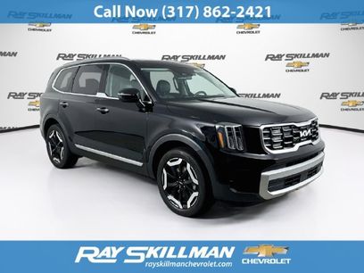 Used 2024 Kia Telluride S w/ S Sunroof Package