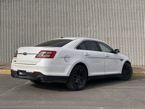 Used 2013 Ford Taurus Limited image 5