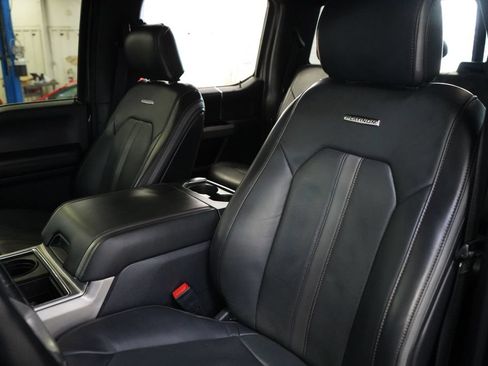 Used 2022 Ford F350 Platinum AWD/4WD image 22